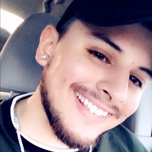 Meet your Posher, Alejandro